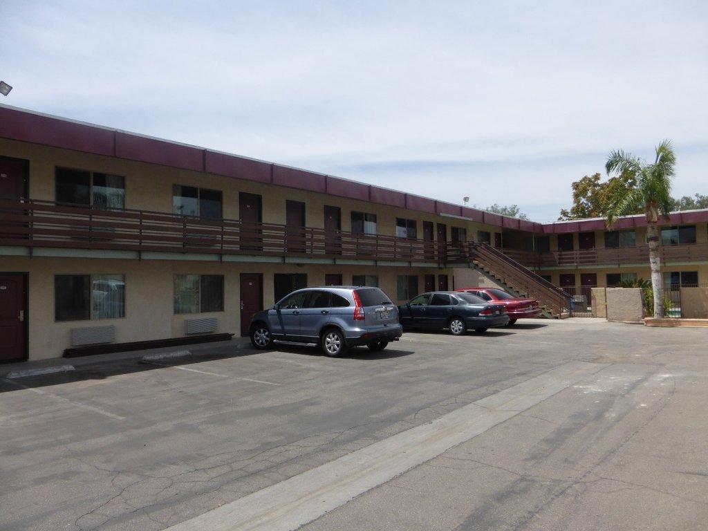 Red Roof Inn Bakersfield Exterior foto